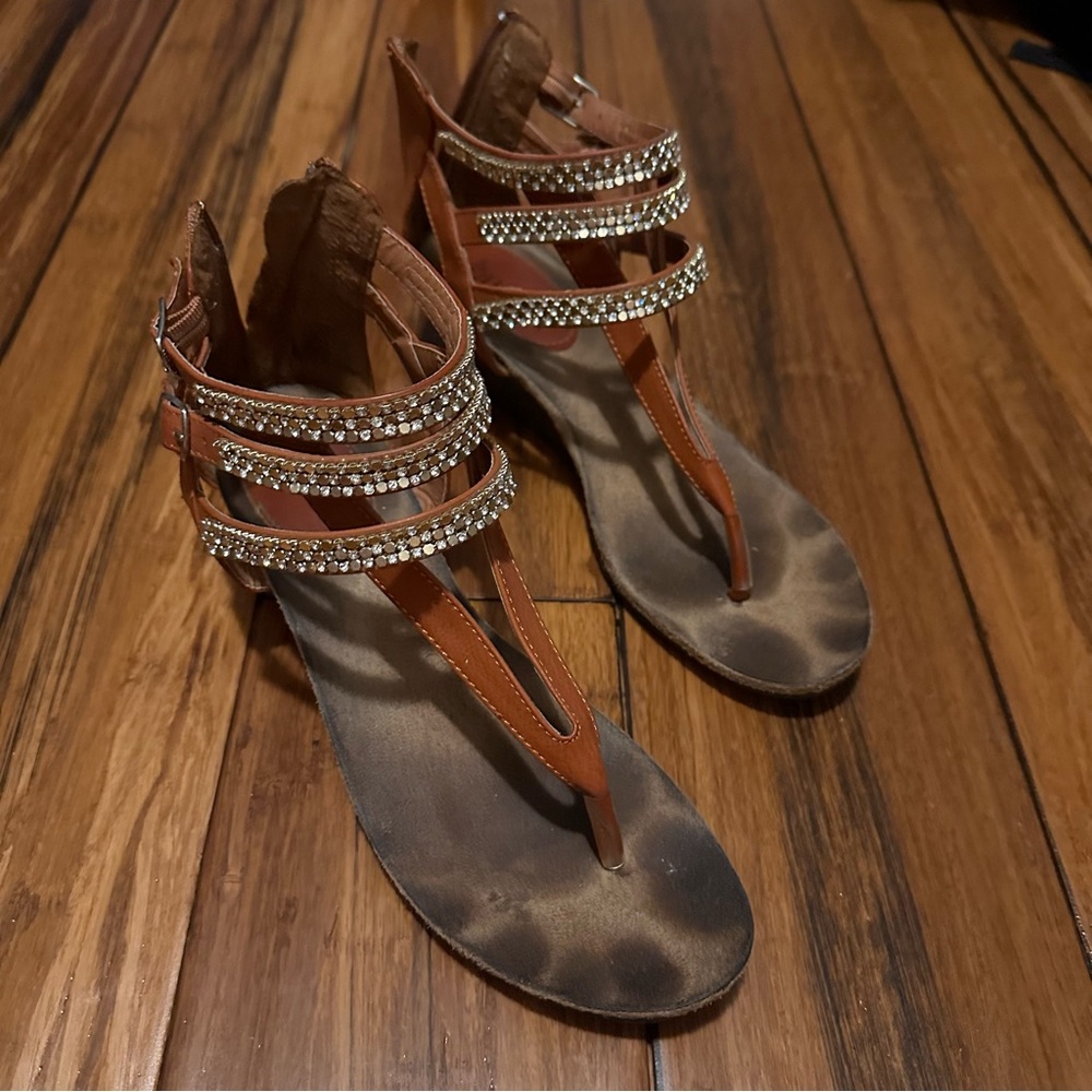 Bucco Sandals Women’s Size 8
